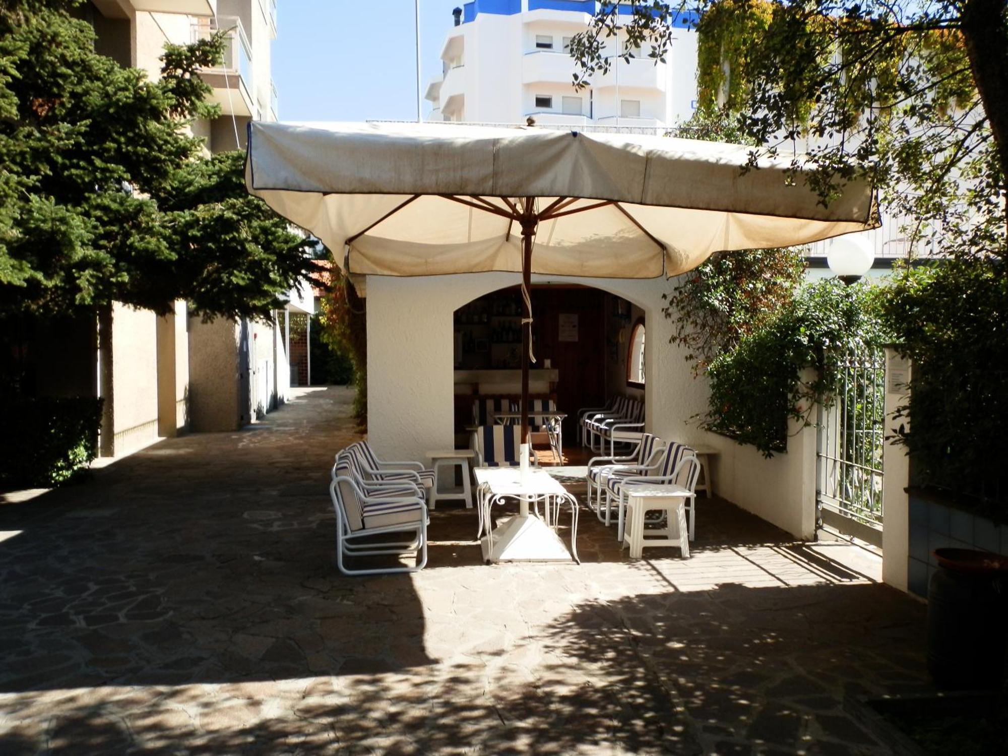 Hotel Nautic B&B Bellaria-Igea Marina Exterior foto