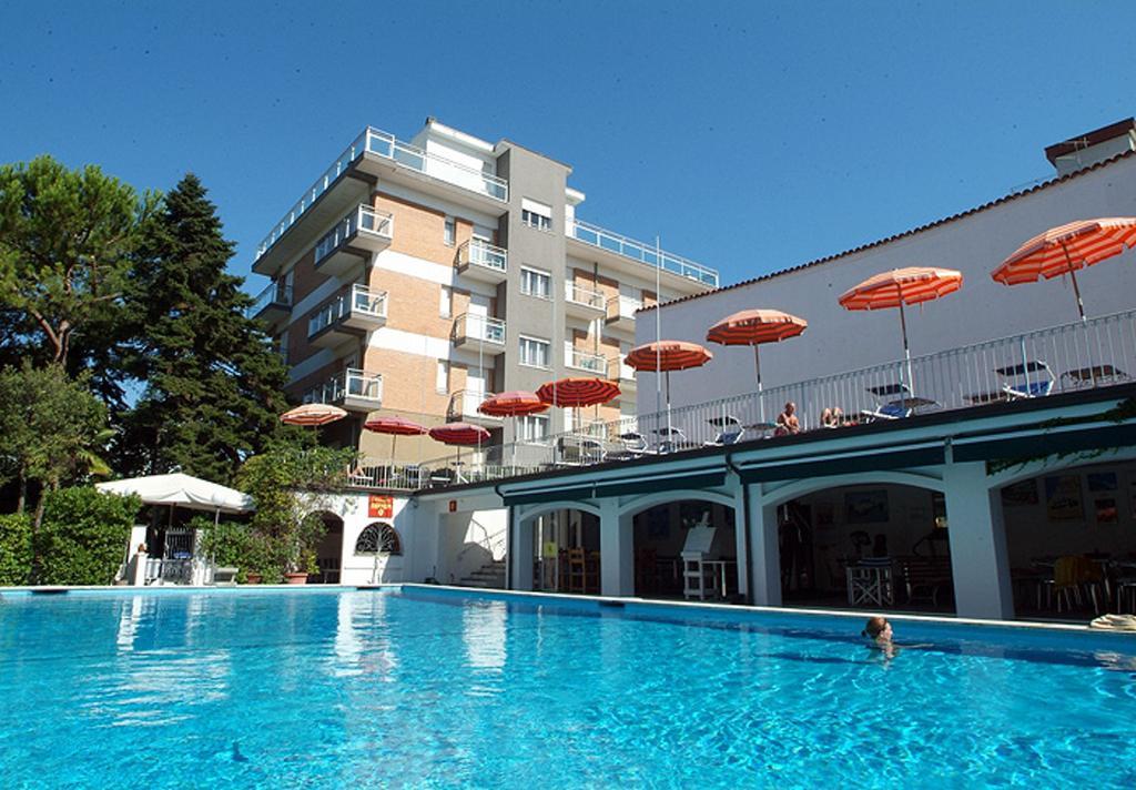 Hotel Nautic B&B Bellaria-Igea Marina Exterior foto